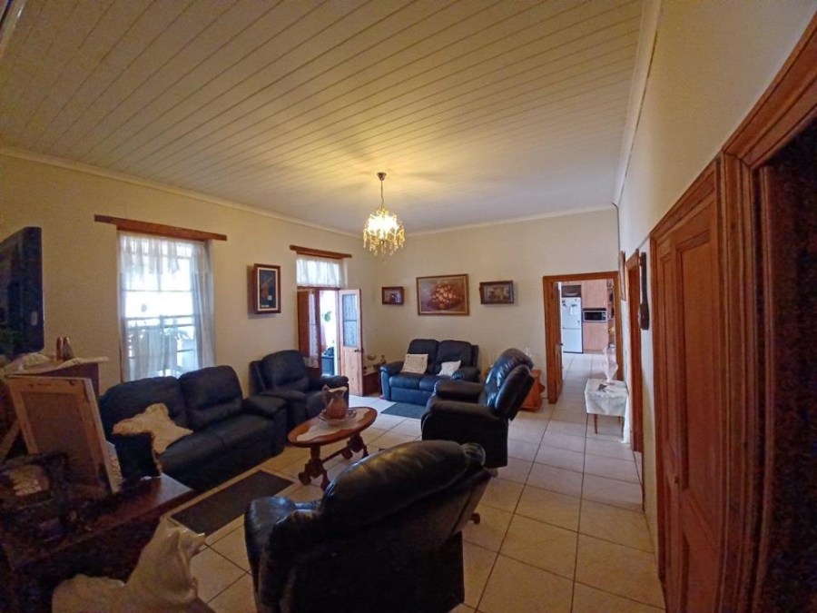 4 Bedroom Property for Sale in Wellington North Western Cape